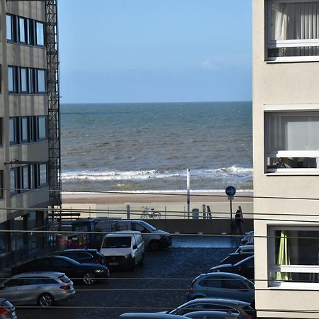 Lichtrijk 2-Slaapkamerappartement Met Zeezicht En Gratis Parking Остенде Екстер'єр фото