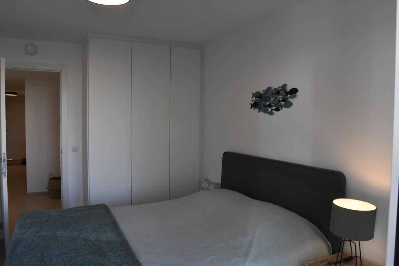 Lichtrijk 2-Slaapkamerappartement Met Zeezicht En Gratis Parking Остенде Екстер'єр фото