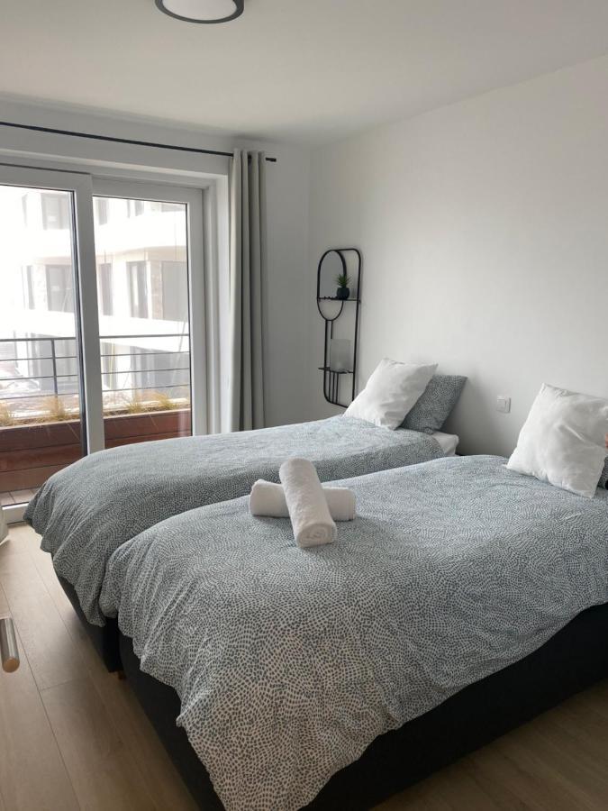Lichtrijk 2-Slaapkamerappartement Met Zeezicht En Gratis Parking Остенде Екстер'єр фото