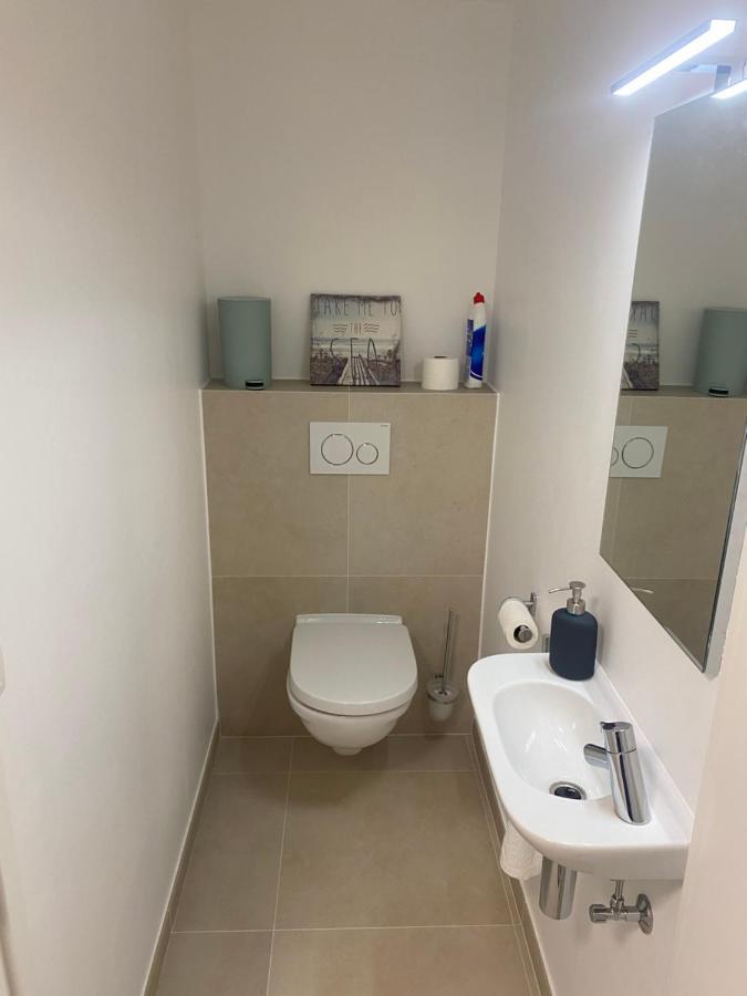 Lichtrijk 2-Slaapkamerappartement Met Zeezicht En Gratis Parking Остенде Екстер'єр фото